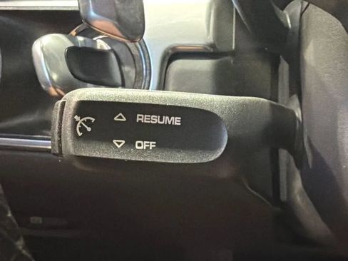 Used 2024 Porsche 718 Cayman RWD image 68