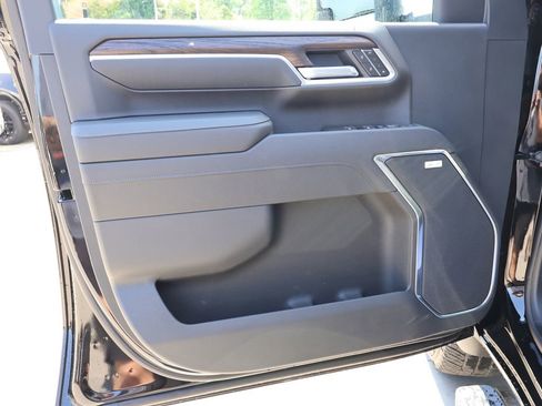 New 2026 GMC Sierra 3500 SLT w/ SLT Convenience Package AWD/4WD image 12