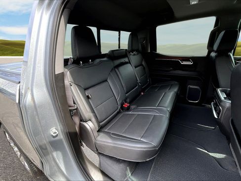 Used 2023 GMC Sierra 1500 Denali w/ Denali Reserve Package image 17