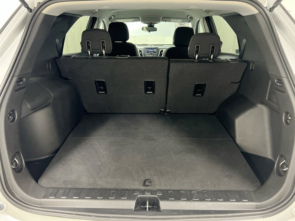 Used 2020 Chevrolet Equinox LT FWD image 23
