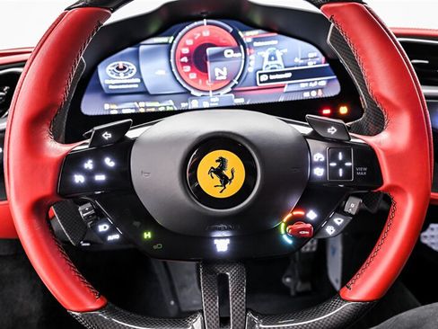 Used 2022 Ferrari SF90 Stradale AWD/4WD image 21