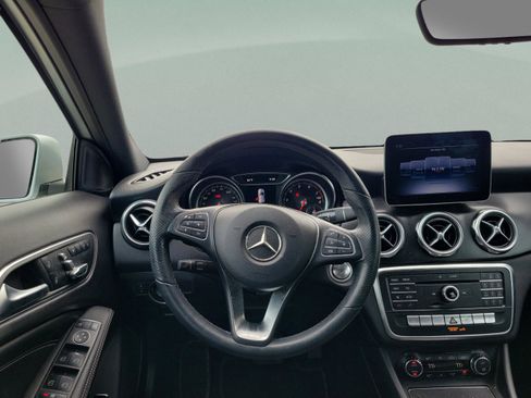 Certified 2019 Mercedes-Benz GLA 250 4MATIC image 14