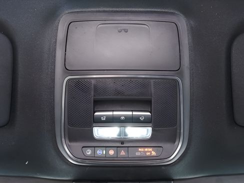 Used 2024 Chevrolet Traverse RS AWD/4WD image 18