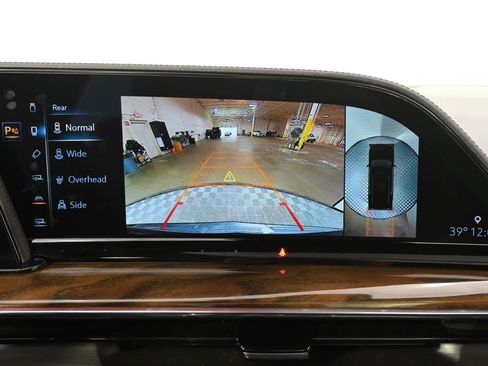 Used 2023 Cadillac Escalade Sport Platinum image 31