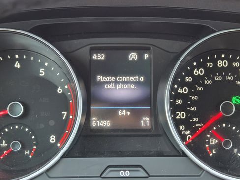 Used 2019 Volkswagen Tiguan SE w/ Panoramic Sunroof Package image 18