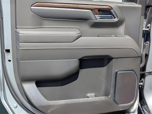 New 2026 GMC Sierra 1500 Elevation image 32