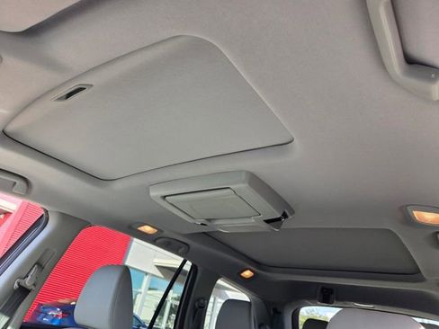 Used 2019 Honda Pilot Elite image 20