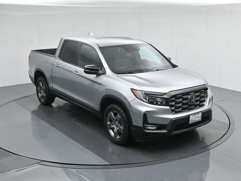 Used 2024 Honda Ridgeline TrailSport image 45