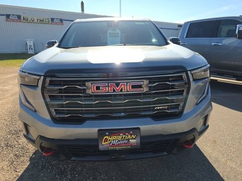Used 2024 GMC Acadia AT4 w/ Luxury Package AWD/4WD image 7