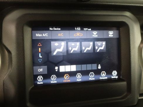 Used 2023 Jeep Gladiator Sport AWD/4WD image 32