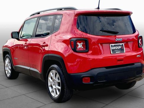 Used 2021 Jeep Renegade Latitude FWD image 12