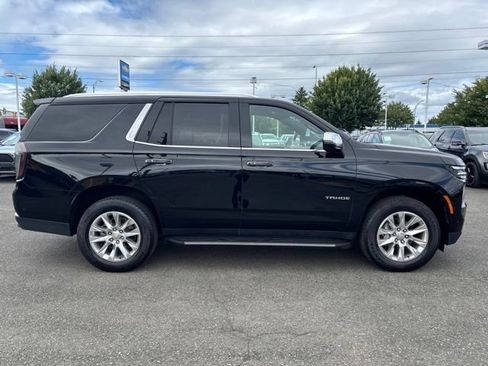 Used 2025 Chevrolet Tahoe Premier AWD/4WD image 6