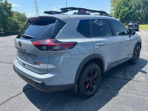 Certified 2025 Nissan Rogue SV AWD/4WD image 5