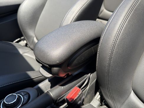 Used 2024 MINI Cooper S FWD image 32