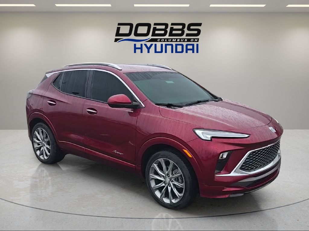 Used 2024 Buick Encore GX Avenir w/ Avenir Convenience Package FWD image 7