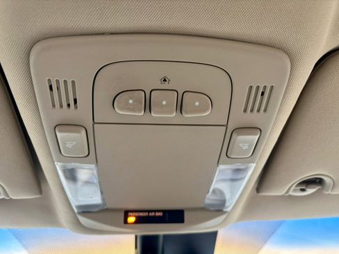 Used 2006 Buick Lucerne CXL w/ Luxury Package image 24