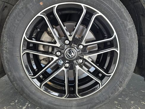 Used 2025 Honda Civic LX image 37