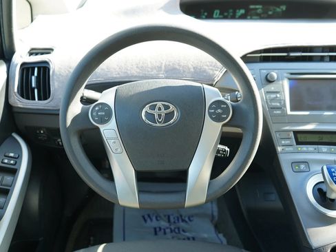 Used 2014 Toyota Prius Two FWD image 15