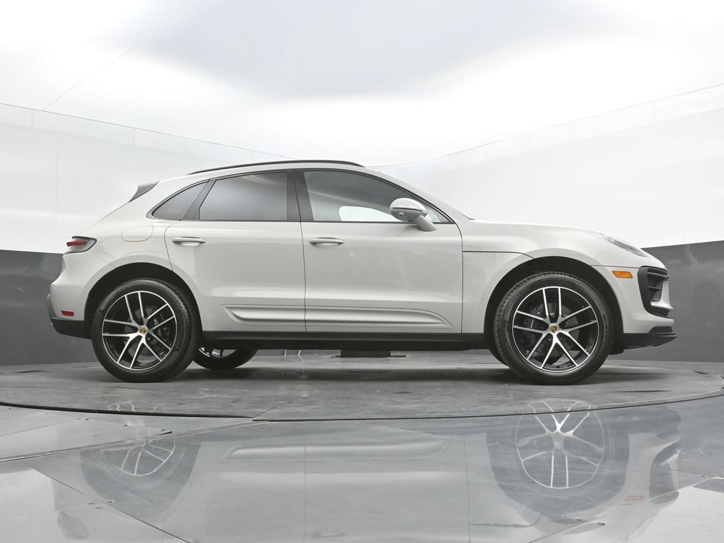 New 2026 Porsche Macan AWD/4WD image 41