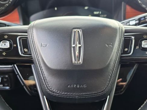Used 2022 Lincoln Aviator Reserve w/ Equipment Group 201A AWD/4WD image 30