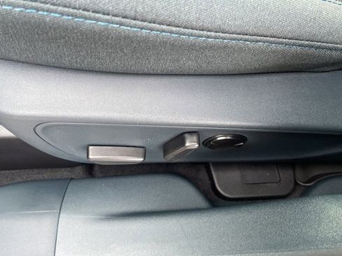 New 2025 Ford Maverick XLT w/ Equipment Group 301A image 24