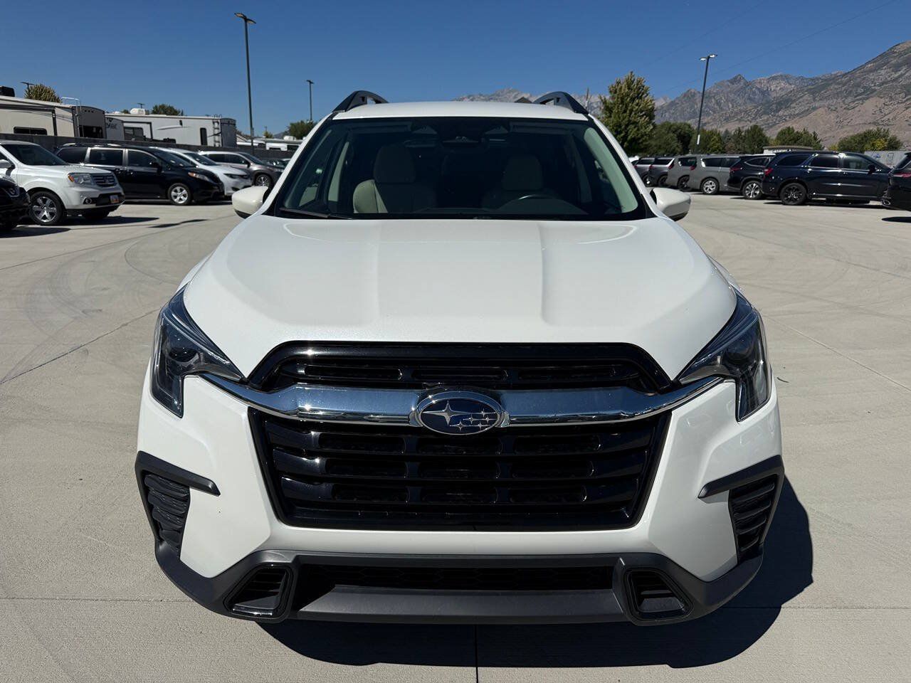 Used 2025 Subaru Ascent Premium AWD/4WD image 8