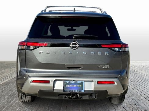 Used 2022 Nissan Pathfinder Platinum w/ Cargo Package image 7