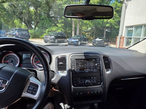 Used 2012 Dodge Durango R/T w/ Leather Interior Group RWD image 11