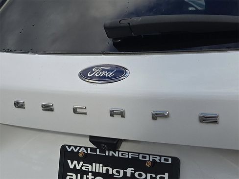Used 2022 Ford Escape SE image 29