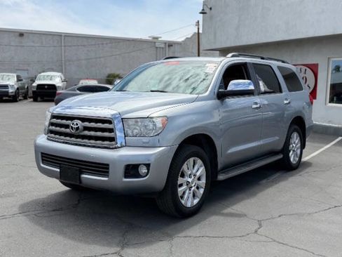 Used 2014 Toyota Sequoia Platinum RWD image 6