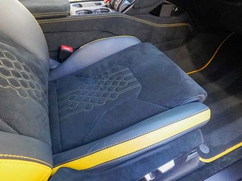 Used 2023 Lamborghini Urus Performante image 90