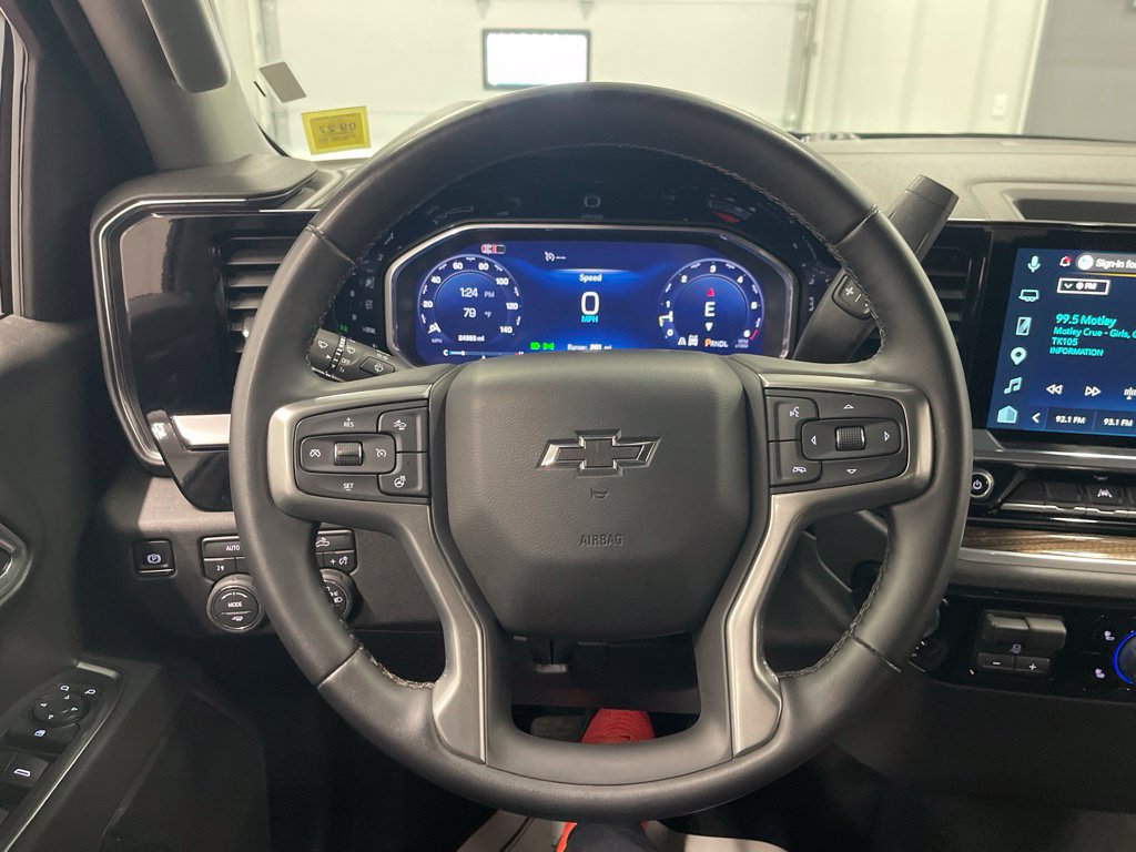 Used 2026 Chevrolet Silverado 1500 RST AWD/4WD image 25
