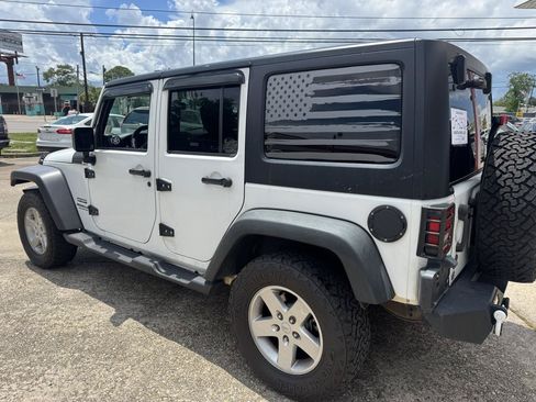 Used 2016 Jeep Wrangler Unlimited Sport w/ Quick Order Package 24S AWD/4WD image 2
