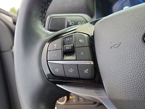 Certified 2025 Ford Explorer Platinum w/ Ultimate Package image 28