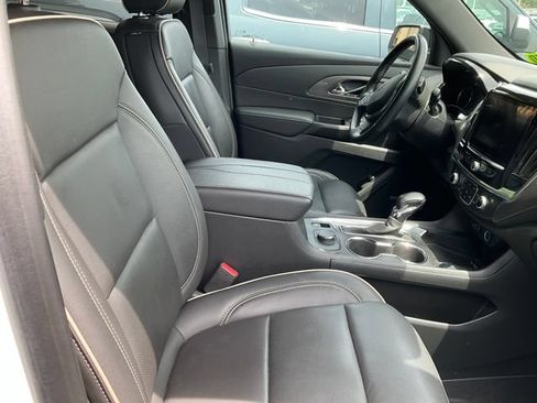 Used 2023 Chevrolet Traverse Premier w/ Redline Edition FWD image 7