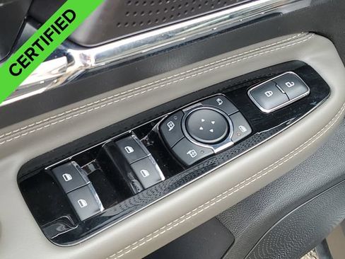 Used 2023 Lincoln Corsair AWD w/ Equipment Group 101A image 24