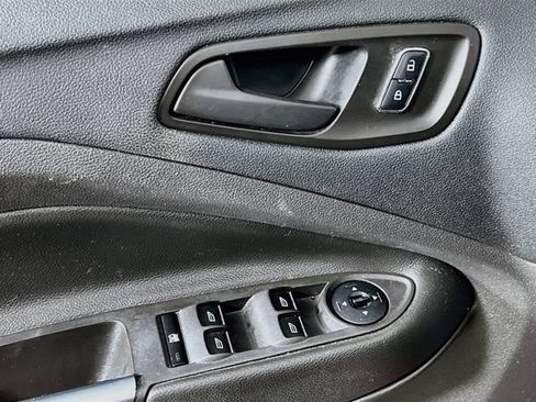 Used 2016 Ford Escape S FWD image 9