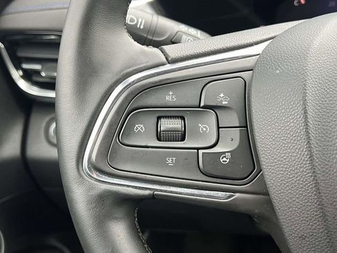 Used 2024 Buick Envista Sport Touring w/ Convenience I Package FWD image 28