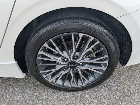 Used 2023 Kia Forte GT-Line w/ GT-Line Premium Package image 31