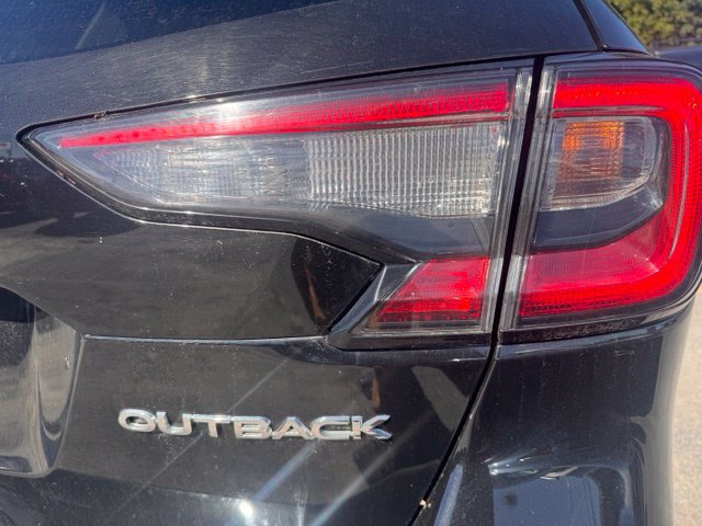 Used 2021 Subaru Outback Premium AWD/4WD image 6