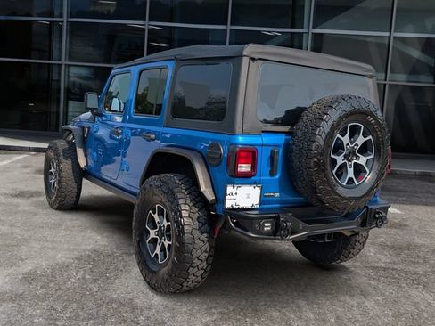 Used 2022 Jeep Wrangler Unlimited Rubicon w/ Cold Weather Group AWD/4WD image 4