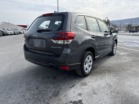 Used 2022 Subaru Forester image 3