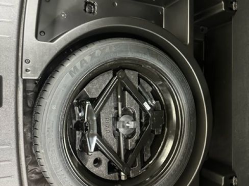 Certified 2023 Chevrolet Blazer Premier image 35