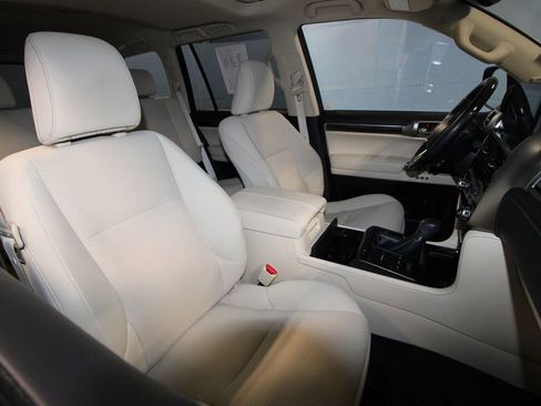 Used 2023 Lexus GX 460 Premium image 27