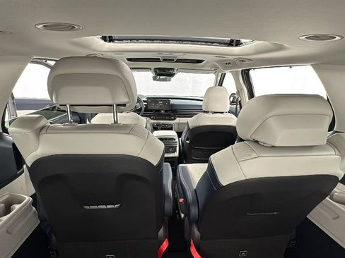 New 2026 Kia Carnival SX Prestige FWD image 20