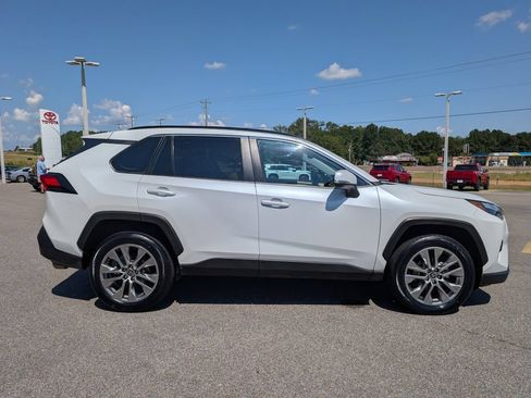 Used 2023 Toyota RAV4 XLE Premium FWD image 6