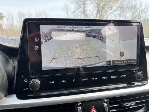 Used 2023 Kia Forte GT-Line image 36