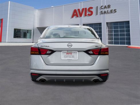 Used 2023 Nissan Altima 2.5 SL image 7