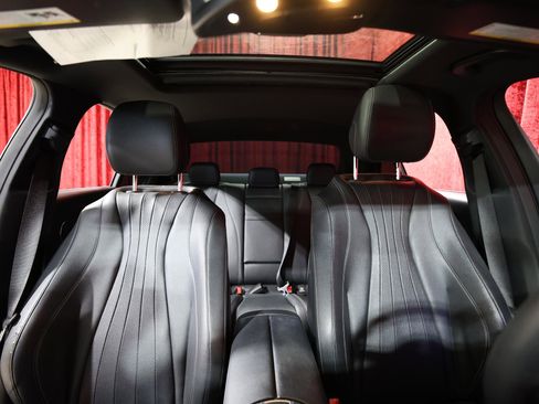 Used 2018 Mercedes-Benz E 300 image 23