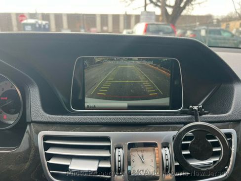 Used 2014 Mercedes-Benz E 350 Sedan image 27